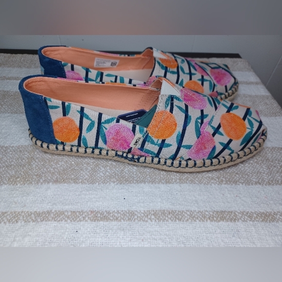 Toms Women's Vibrant Fruit Espadrilles - Picture 3 of 9